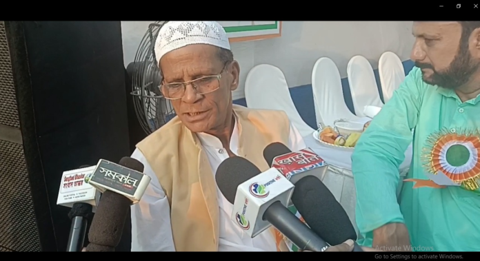 A colorful Iftar party organized next to the Grand Hotel in Kolkata, a message of purity and harmony during the month of Ramadan
