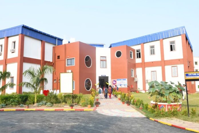 Nurturing Future Healthcare Professionals | Santiniketan Medical College & Hospital Launches Short-Term Courses